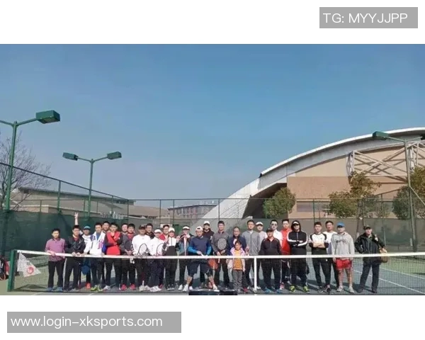 实时新闻南京网球队精英赛精彩配合分析展现团队默契与实力