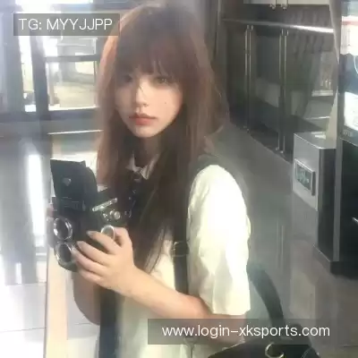 费冕靖